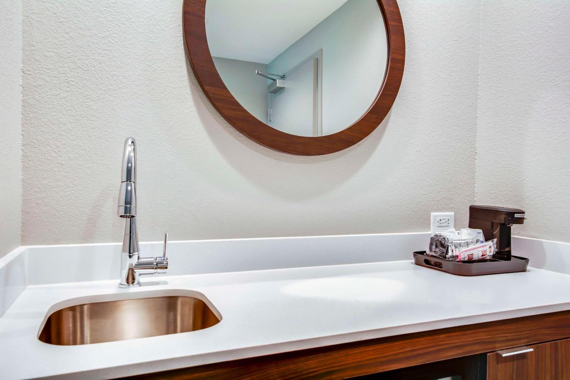 Hampton Inn & Suites By Hilton Louisville East Oxmoor 外观 照片