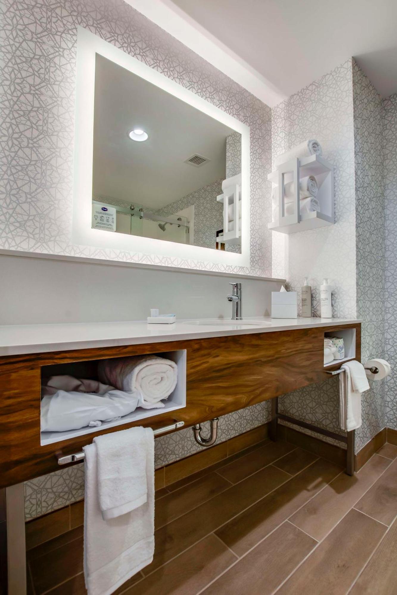 Hampton Inn & Suites By Hilton Louisville East Oxmoor 外观 照片