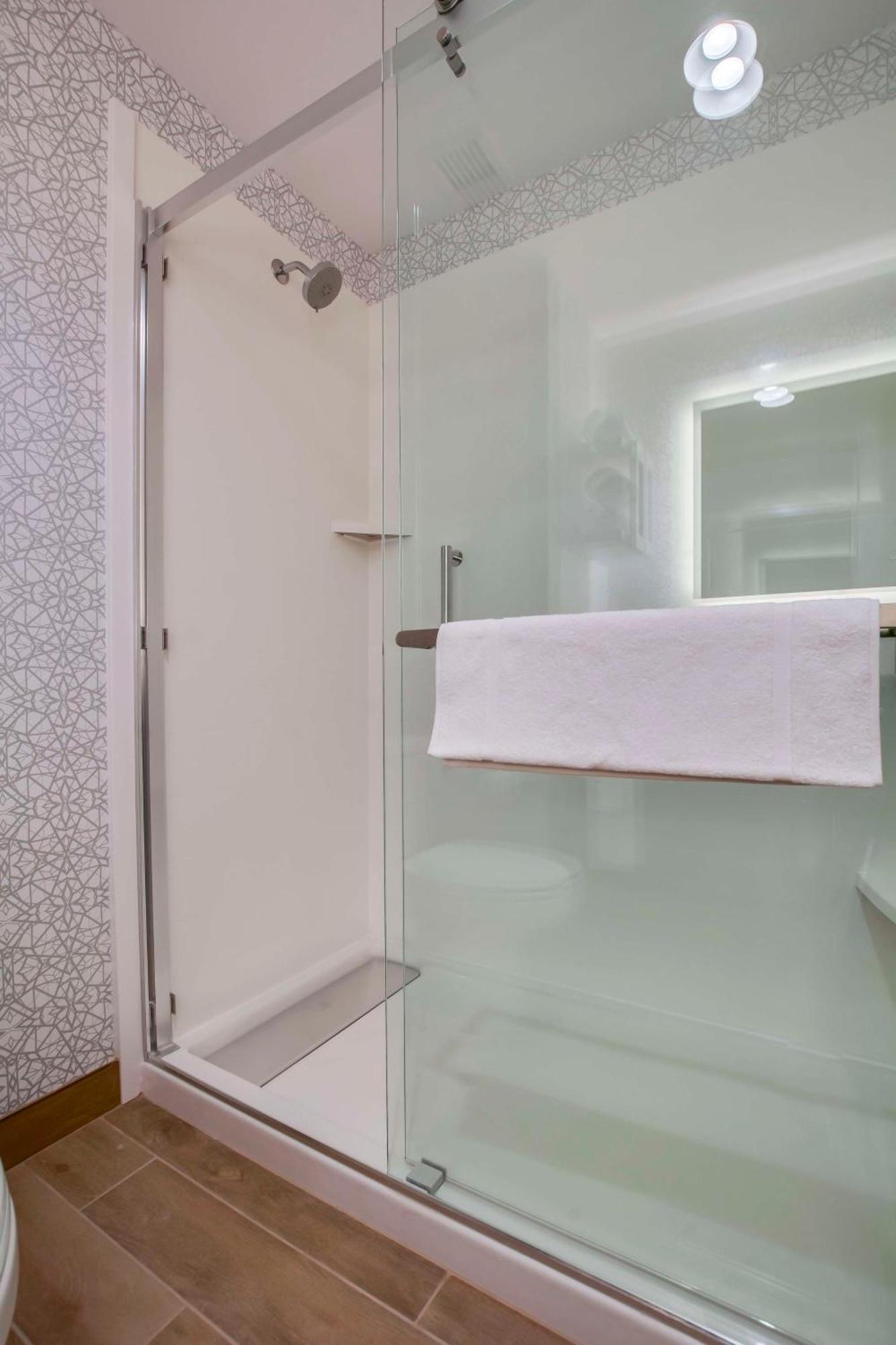 Hampton Inn & Suites By Hilton Louisville East Oxmoor 外观 照片