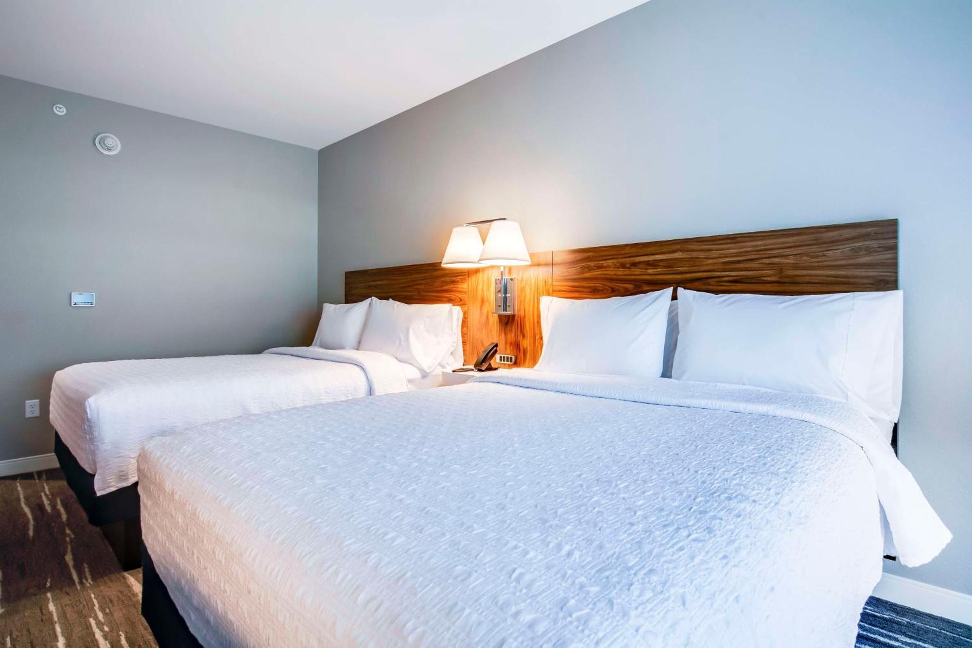 Hampton Inn & Suites By Hilton Louisville East Oxmoor 外观 照片