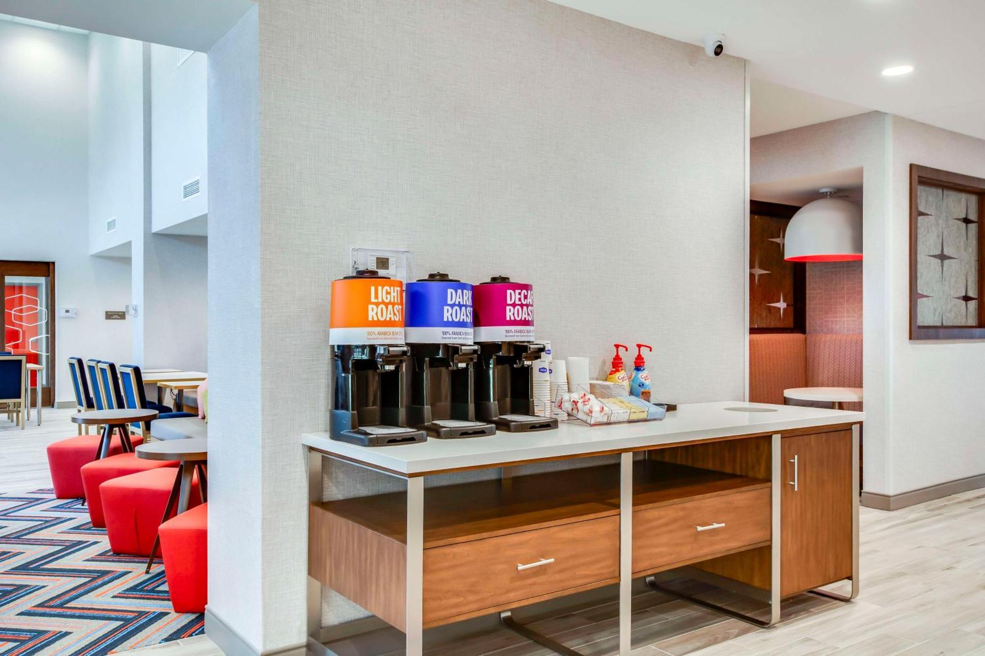 Hampton Inn & Suites By Hilton Louisville East Oxmoor 外观 照片